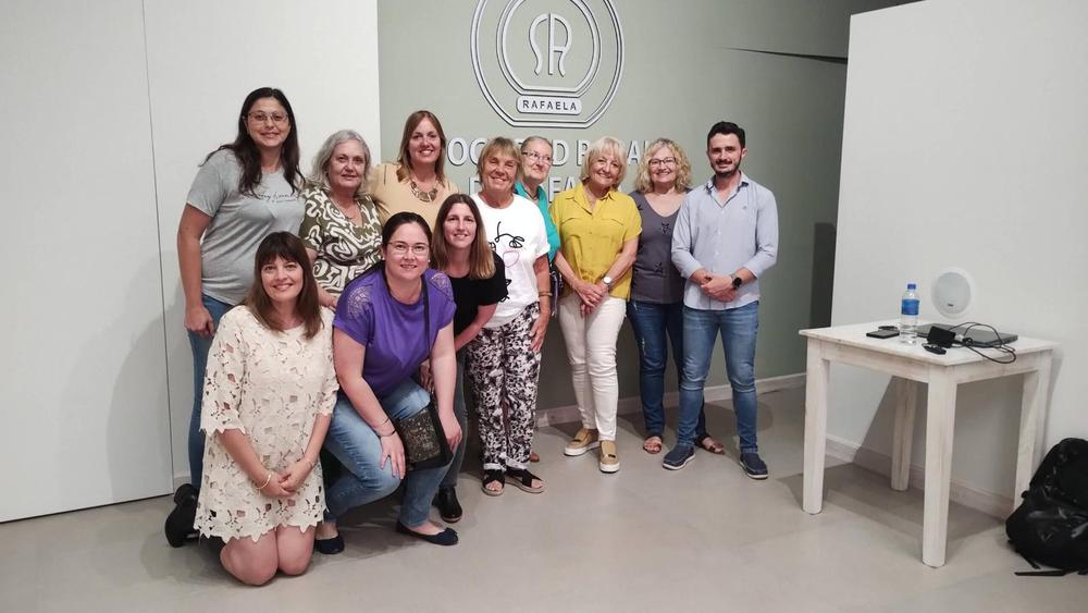 WhatsApp Image 2023-11-24 at 10.10.06 (1)